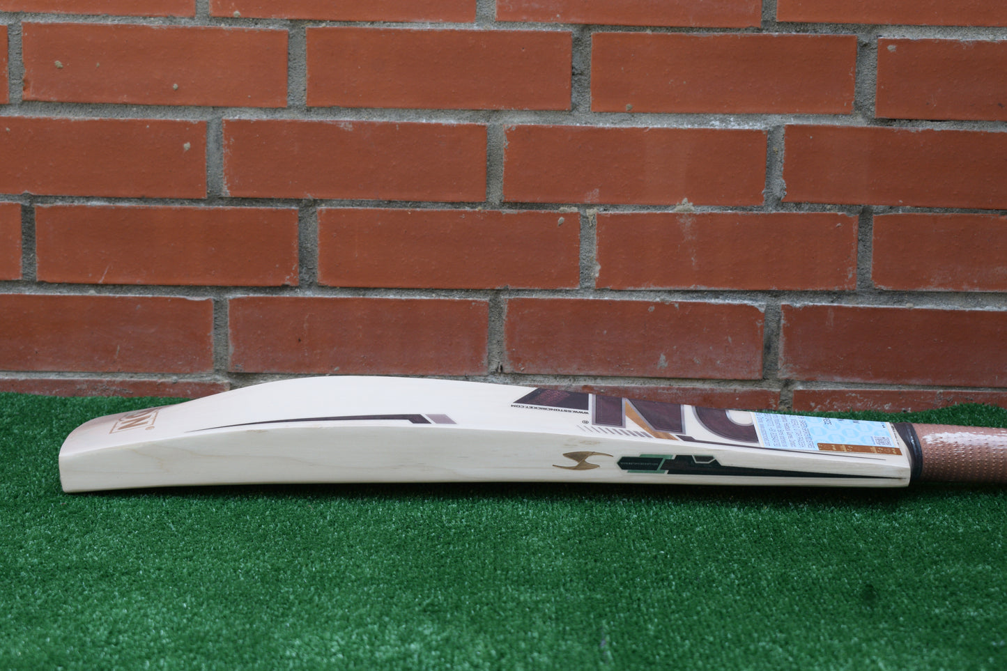 TON Gold Edition English Willow Cricket Bat