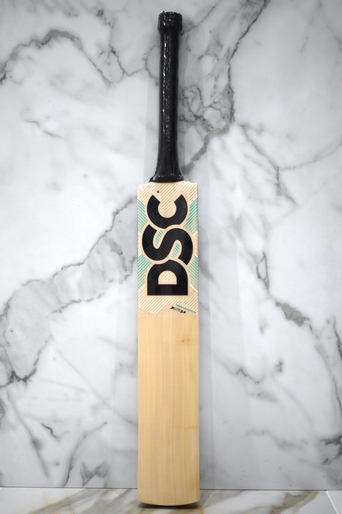 DSC Xlite 3.0 English Willow Cricket Bat