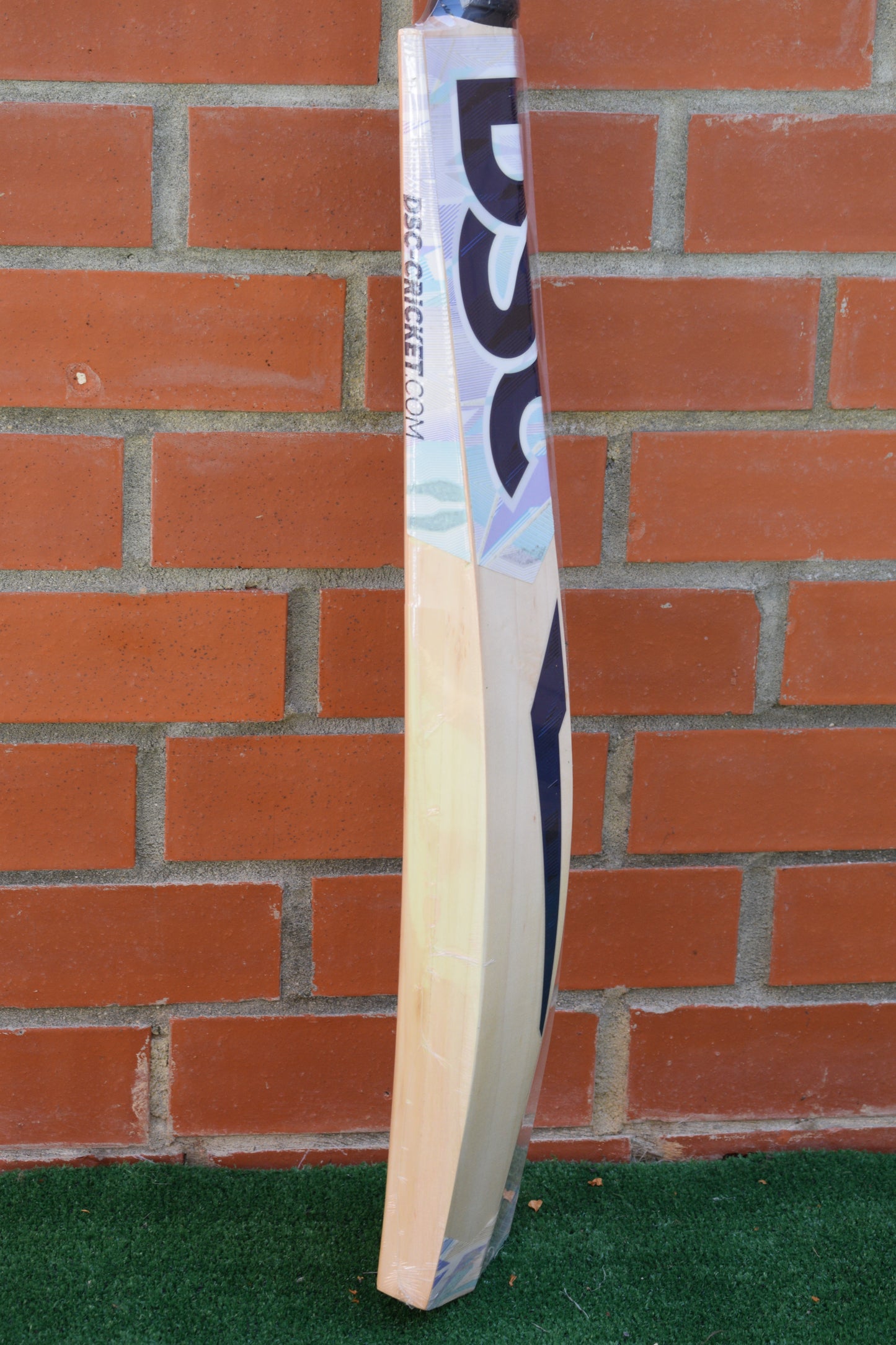 DSC Pearla X4 English Willow Bat SH