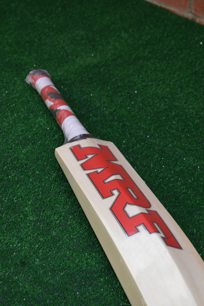 MRF Chase Master - Player Grade Cricket Bat