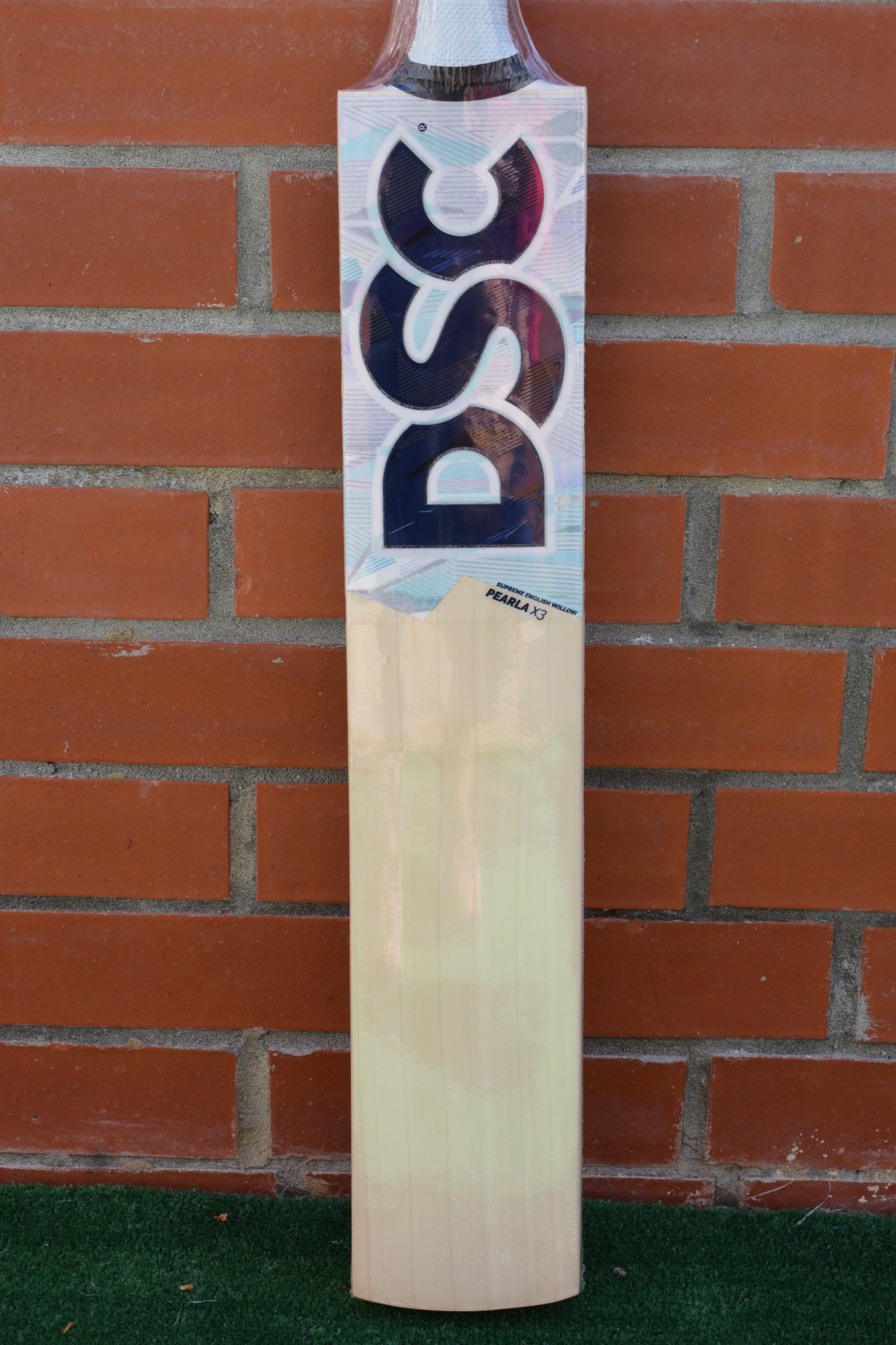 DSC Pearla X3 English Willow Bat SH