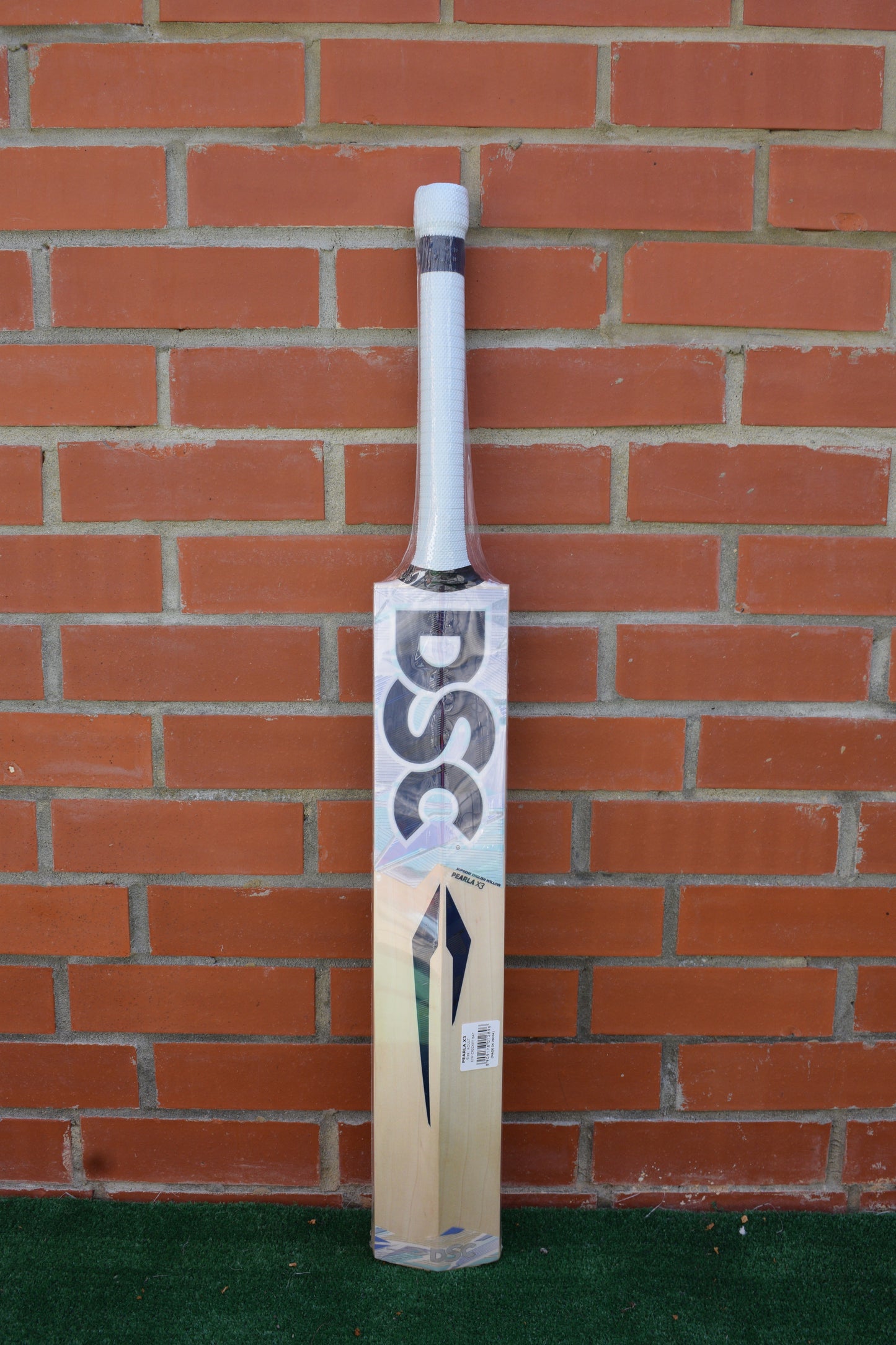 DSC Pearla X3 English Willow Bat SH