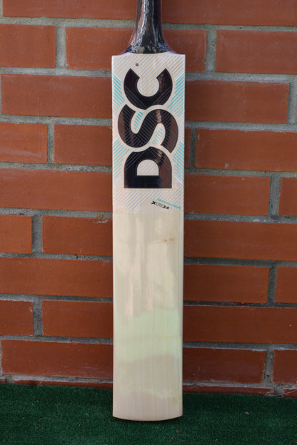 DSC Xlite 4.0 English Willow Cricket Bat