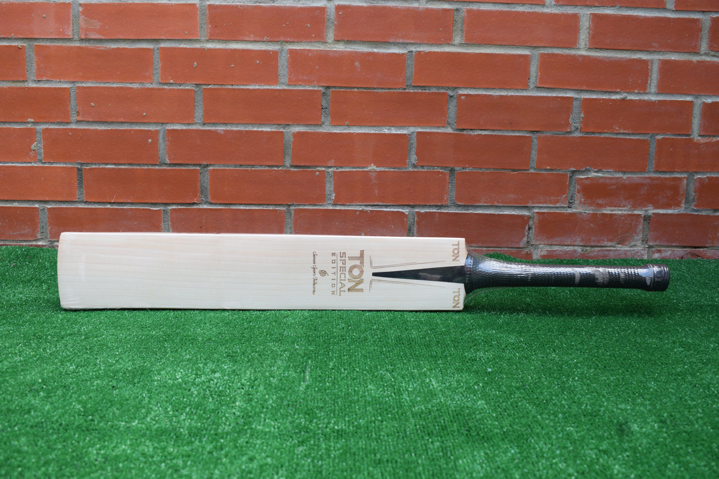 TON Special Edition English Willow Cricket Bat