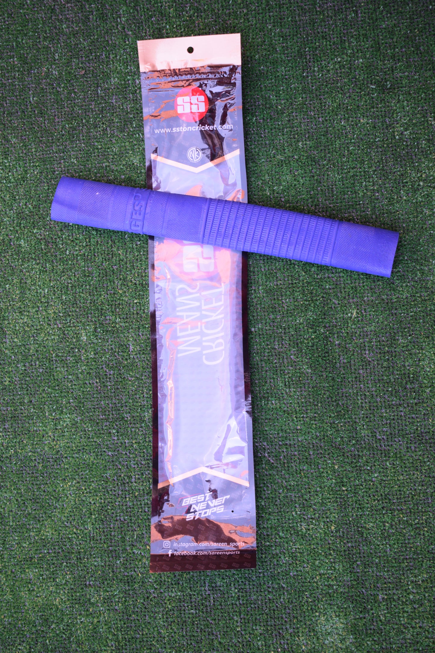 Ton Cricket Bat Chevron Grip - Single